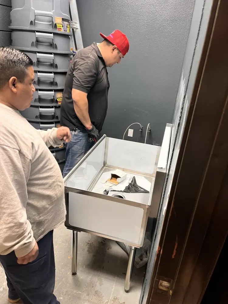 Commercial plumbing and sink installation in Oakland Park